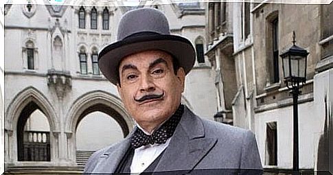 Hercule Poirot, or how to learn to use your gray cells